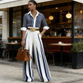 Conjunto de camiseta a rayas y pantalones anchos: cómodo y elegante para el día a día